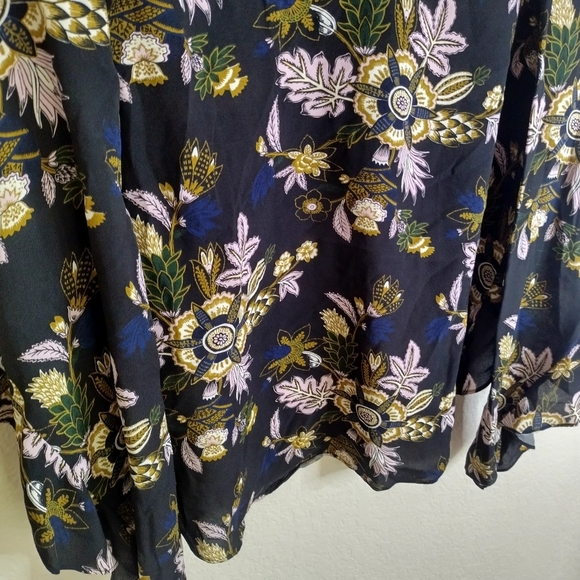 A.L.C. COOPER 100% SILK Long Sleeve OPEN BACK BLACK MULTI BLOUSE Sz 2 - Picture 4 of 10